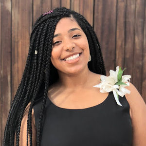 Meet your Posher, Emari